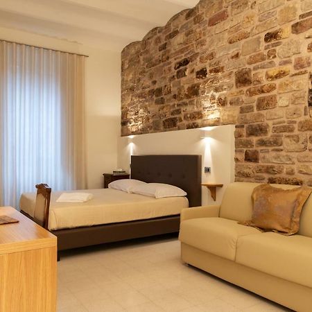 Portica10 Bed and Breakfast Assisi Exteriör bild