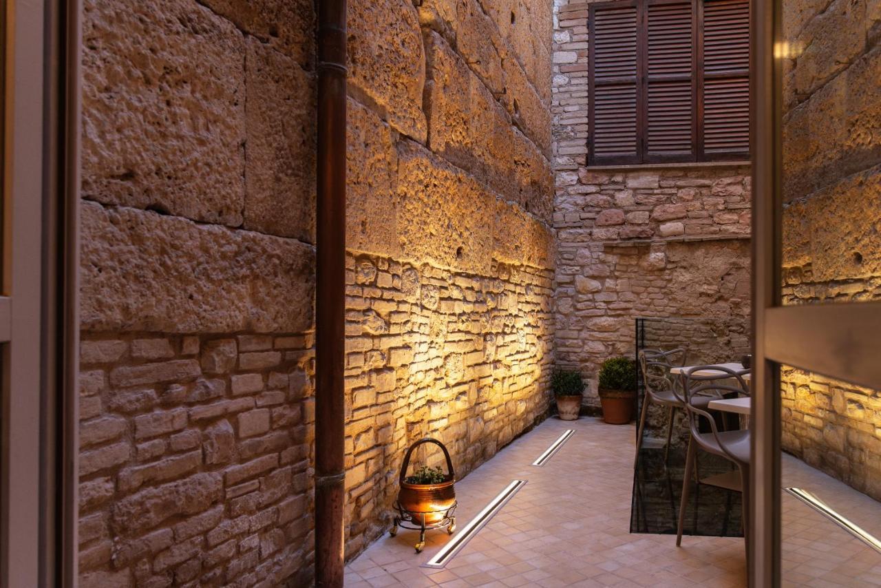 Portica10 Bed and Breakfast Assisi Exteriör bild